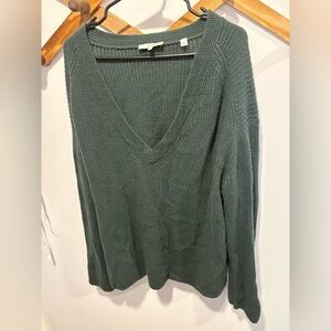 Vince Deep Green V-Neck Sweater- Cashmere & Wool blend